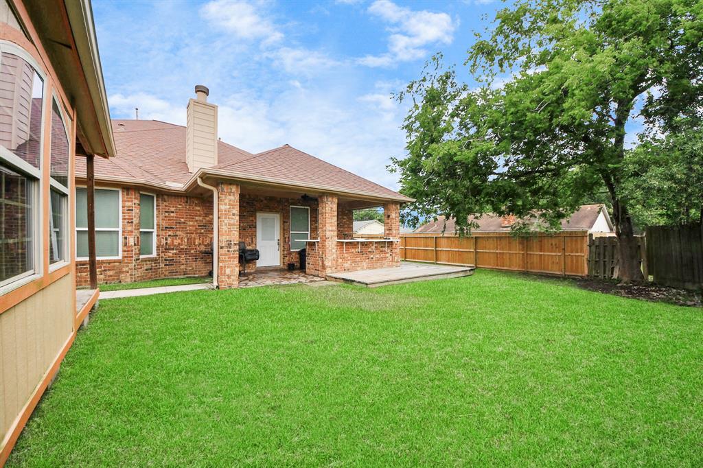 10447 Tree Hollow Circle, La Porte, Texas image 44