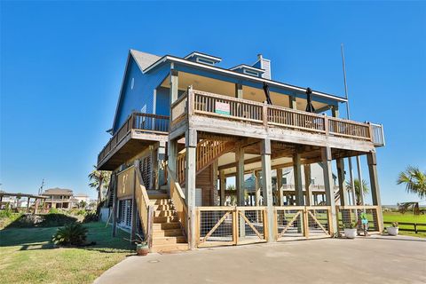 A home in Port Bolivar