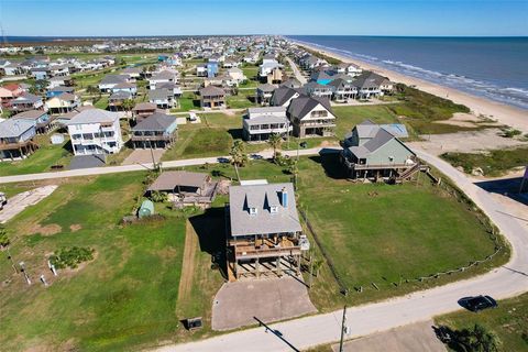 A home in Port Bolivar