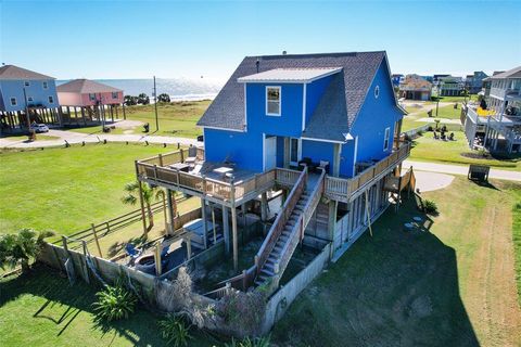 A home in Port Bolivar