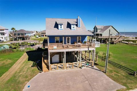 A home in Port Bolivar