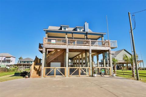 A home in Port Bolivar