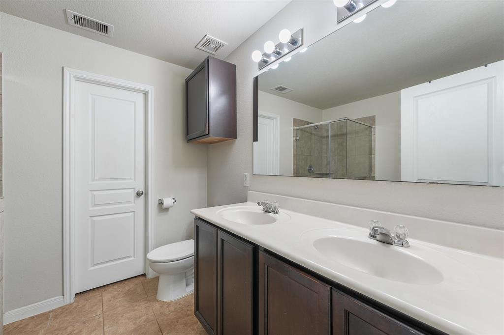 15426 Hope Shadow Court, Cypress, Texas image 11
