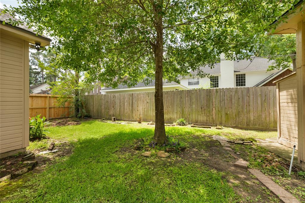 12915 Lake Mist Drive, Cypress, Texas image 36