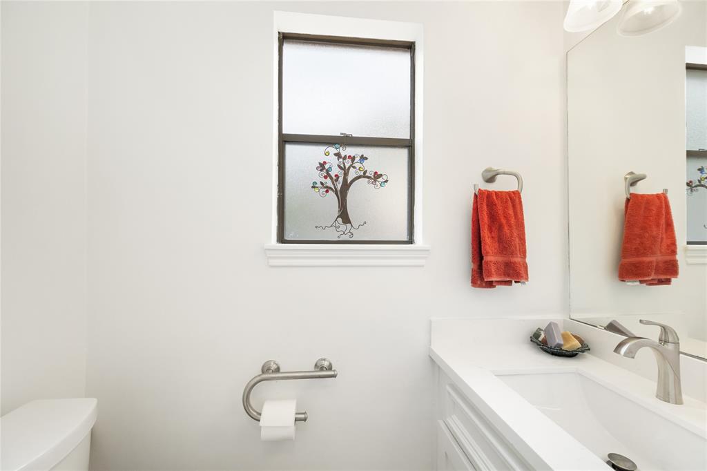 12915 Lake Mist Drive, Cypress, Texas image 21