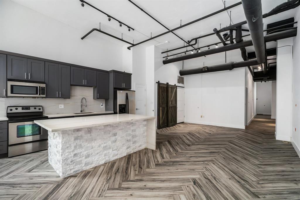 705 Main Street #206, Houston, Texas image 8