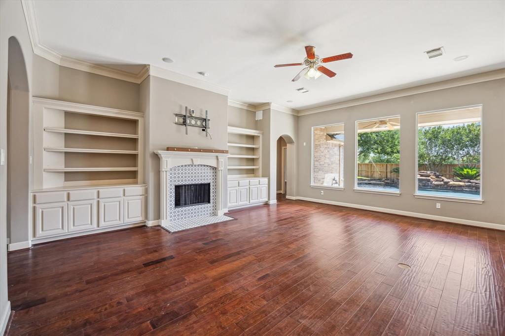 2703 Kestrel Trace Lane, Katy, Texas image 10