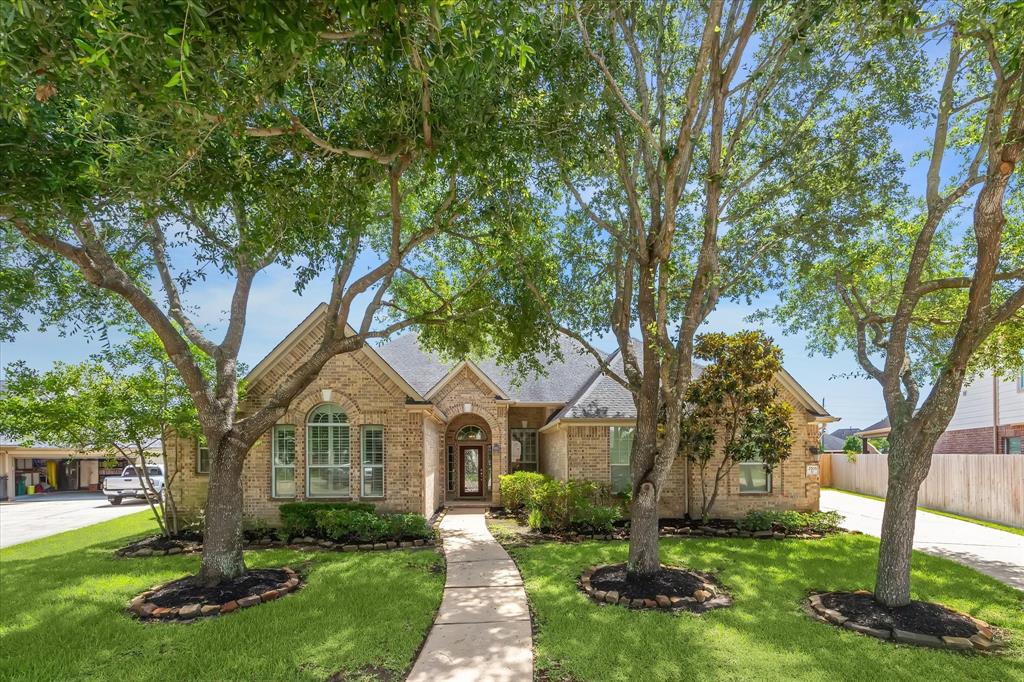 2703 Kestrel Trace Lane, Katy, Texas image 2
