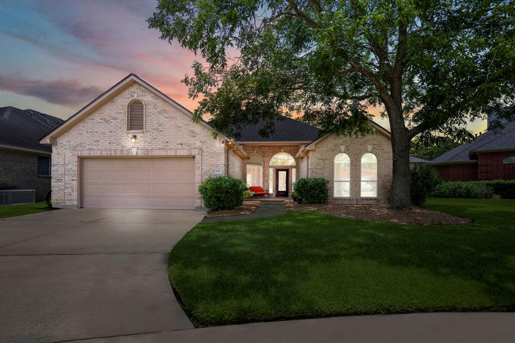 13685 Lakeside Place Drive