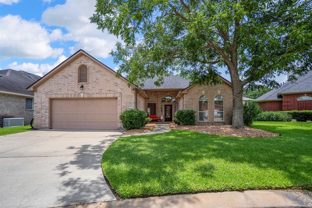 13685 Lakeside Place Drive
