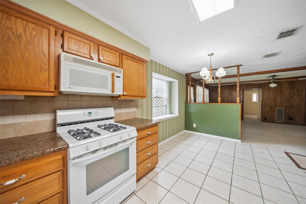 15914 Juneau Lane, Jersey Village, Texas image 10