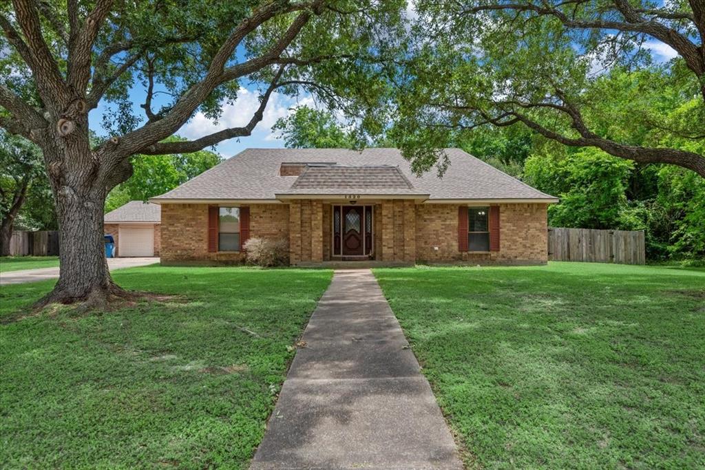 1520 Sycamore Street, Navasota, Texas image 1