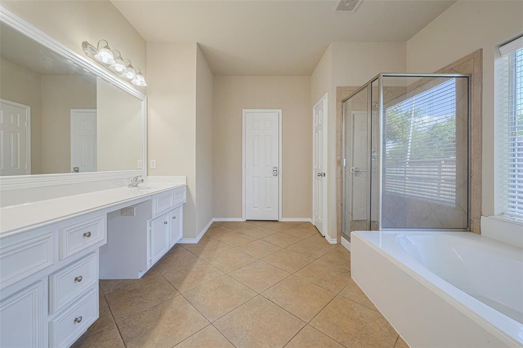 2206 Grand Shore Court, Pearland, Texas image 23