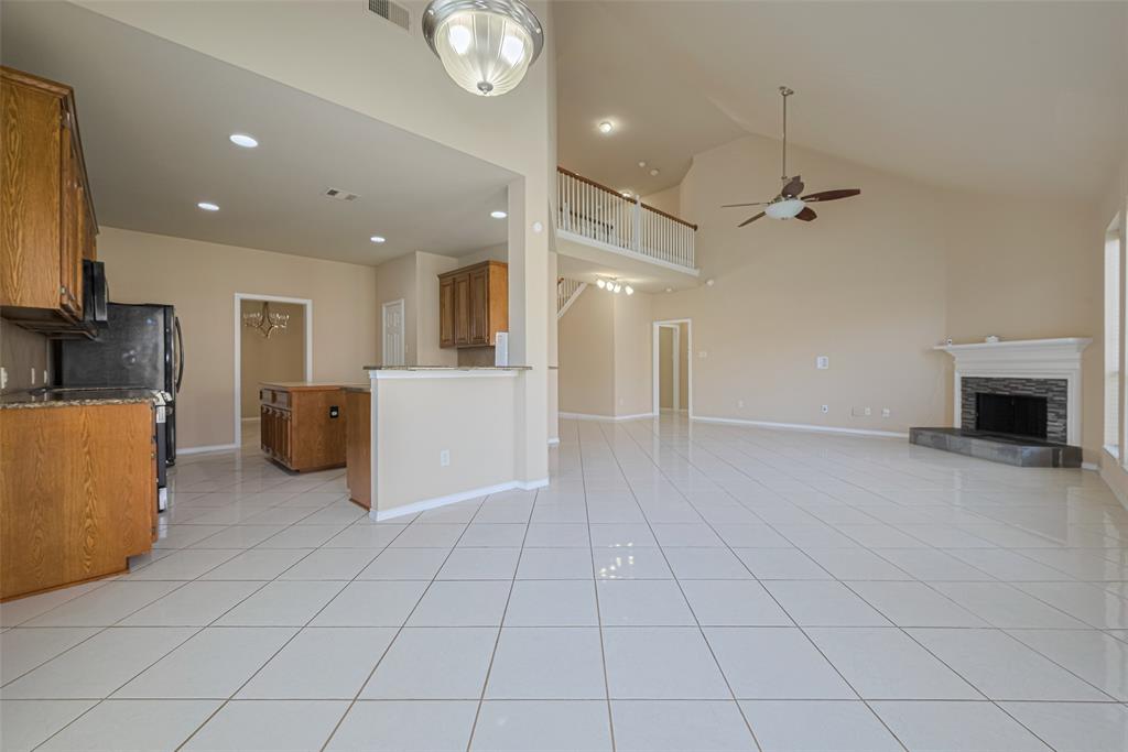 2206 Grand Shore Court, Pearland, Texas image 10