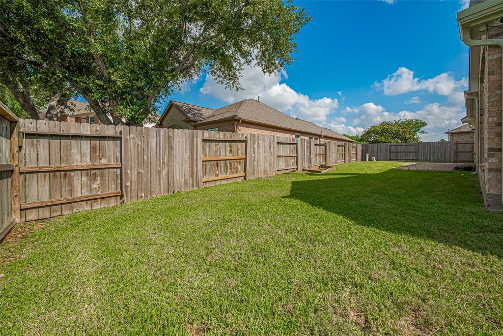 2206 Grand Shore Court, Pearland, Texas image 40