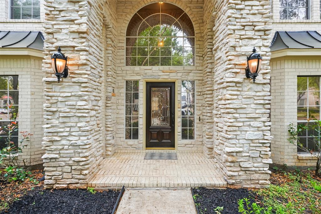 5419 Eagle Trace Court, Sugar Land, Texas image 4