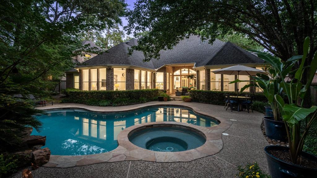 35 Webb Creek Place, The Woodlands, Texas image 4