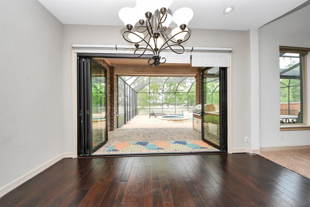 10458 Lake Palmetto Drive, Conroe, Texas image 11