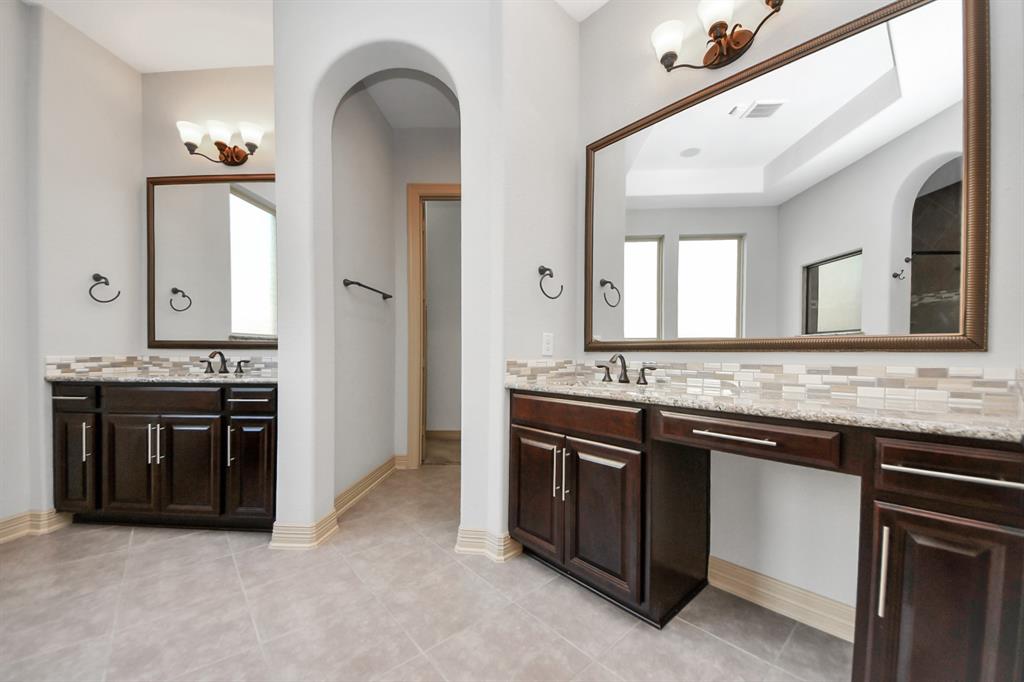 10458 Lake Palmetto Drive, Conroe, Texas image 23