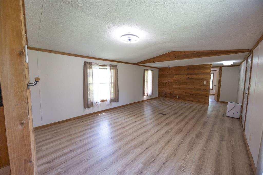 540 N Berry Ridge, Caldwell, Texas image 9