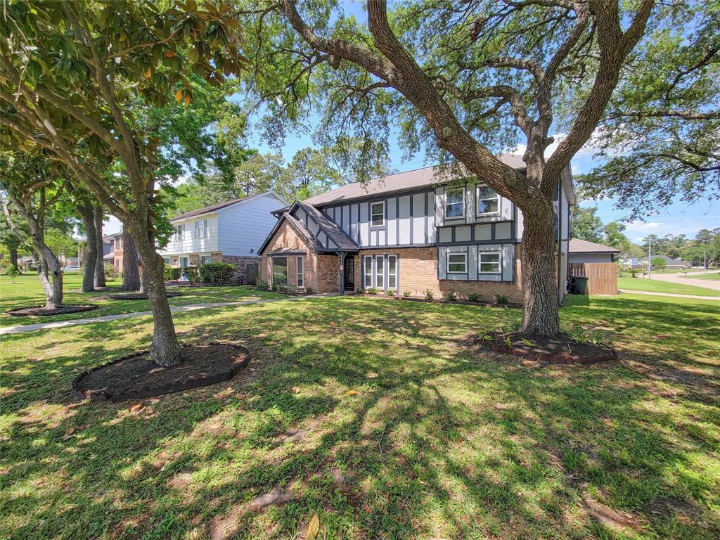 5535 Enchanted Timbers Drive, Humble, Texas image 3