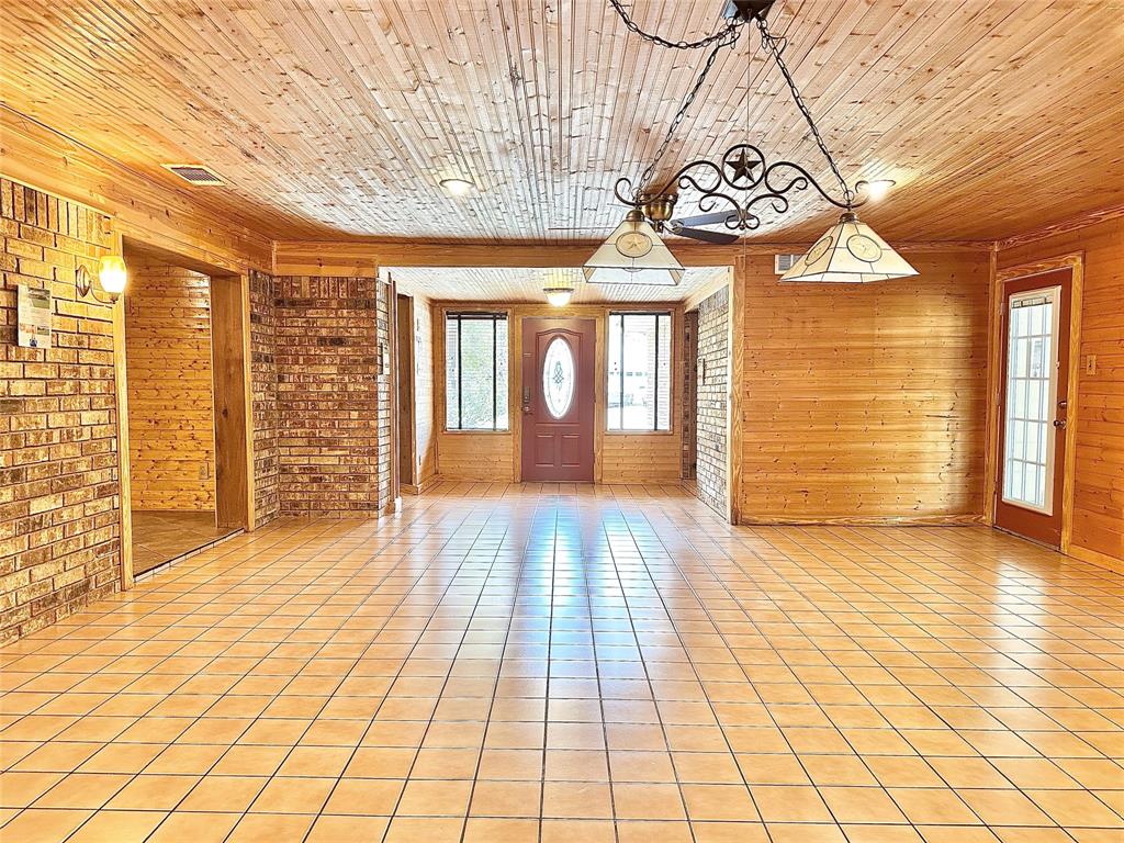 234 Meneley Road, Winnie, Texas image 8