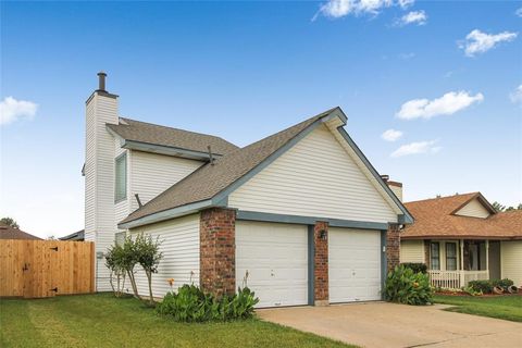 Single Family Residence in Houston TX 11630 Highland Meadow Drive 14.jpg