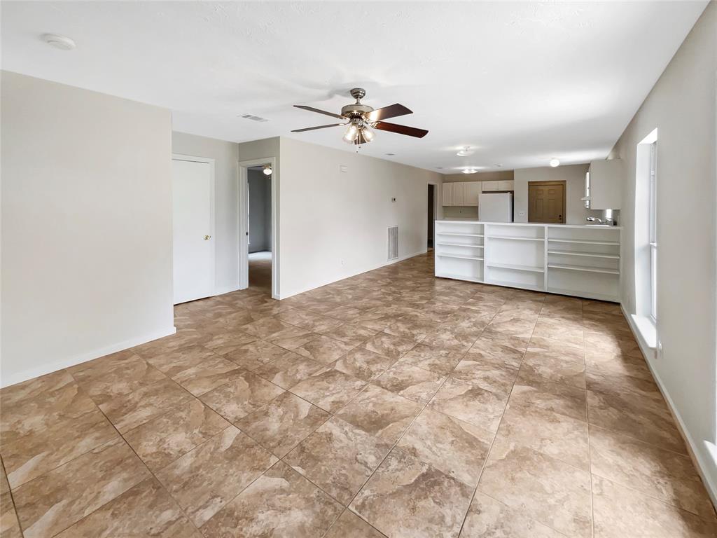 8898 E Buffalo Circle, Willis, Texas image 13