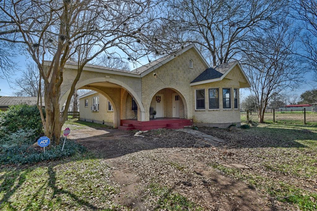 7502 Highway 60, Wallis, Texas image 1
