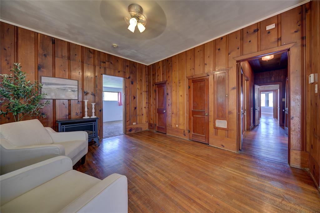 7502 Highway 60, Wallis, Texas image 11