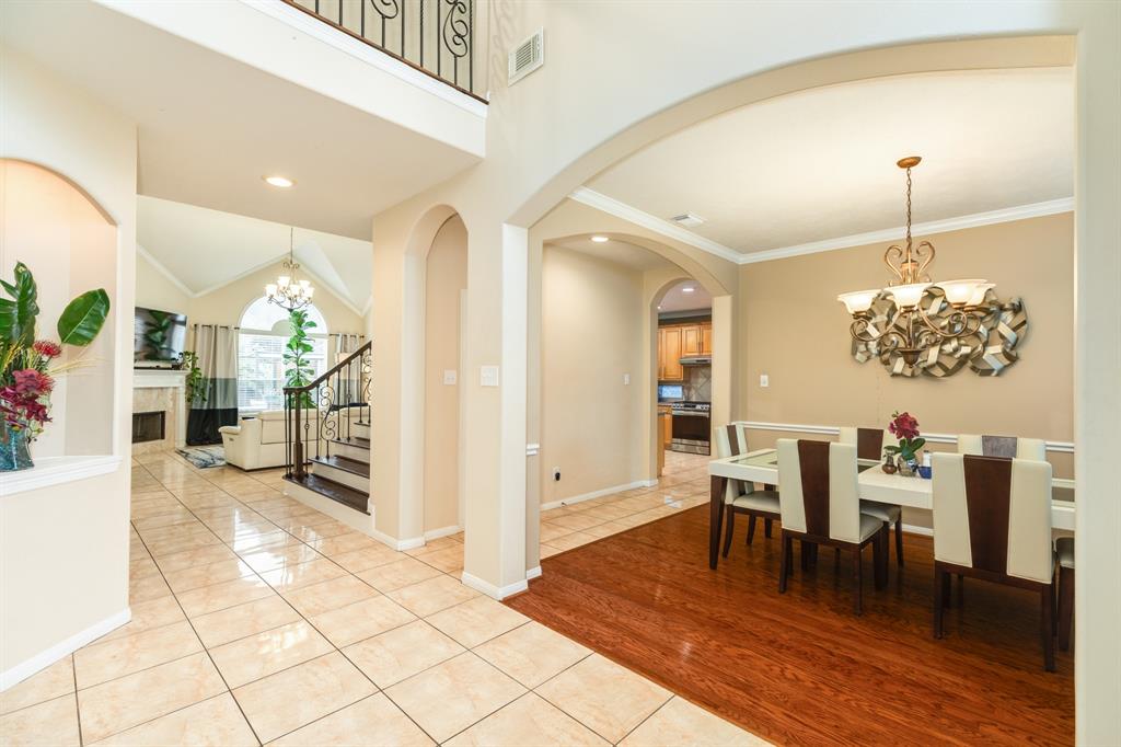 2123 Venezia Drive, Pearland, Texas image 12