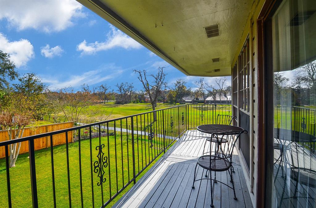 2842 W Pebble Beach Drive, Missouri City, Texas image 46