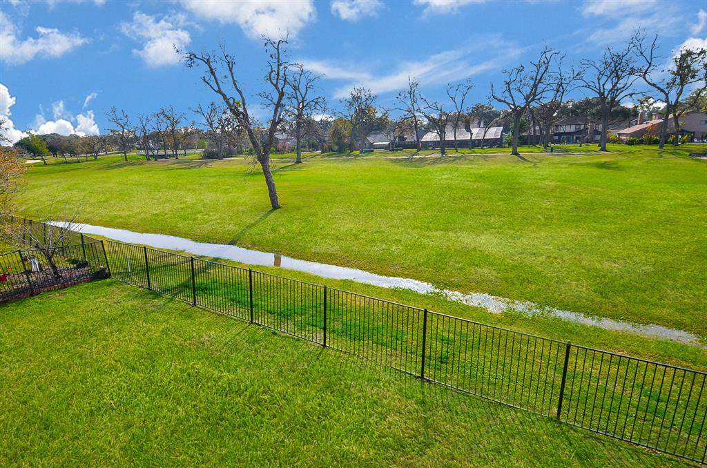 2842 W Pebble Beach Drive, Missouri City, Texas image 48