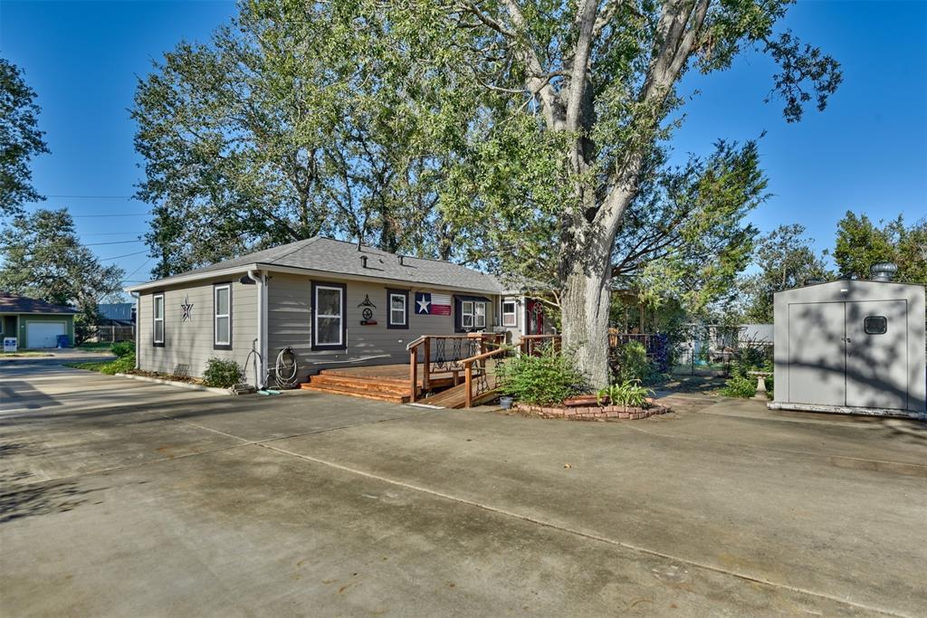 732 E Kuehn Street, Bellville, Texas image 13