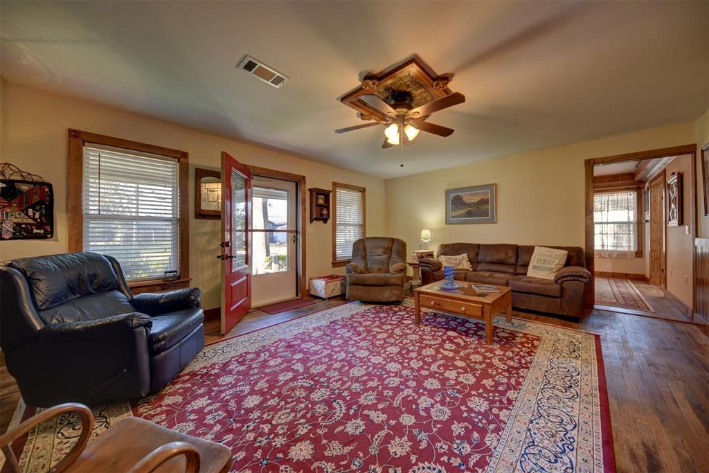 732 E Kuehn Street, Bellville, Texas image 24