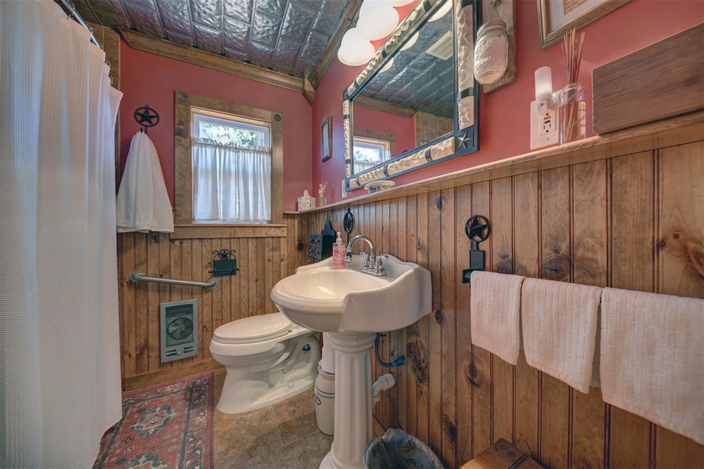 732 E Kuehn Street, Bellville, Texas image 41