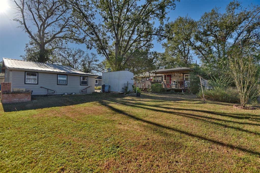 732 E Kuehn Street, Bellville, Texas image 16