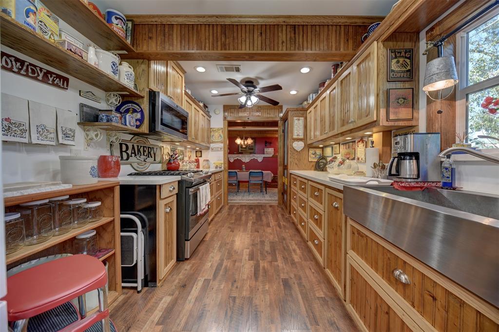 732 E Kuehn Street, Bellville, Texas image 18
