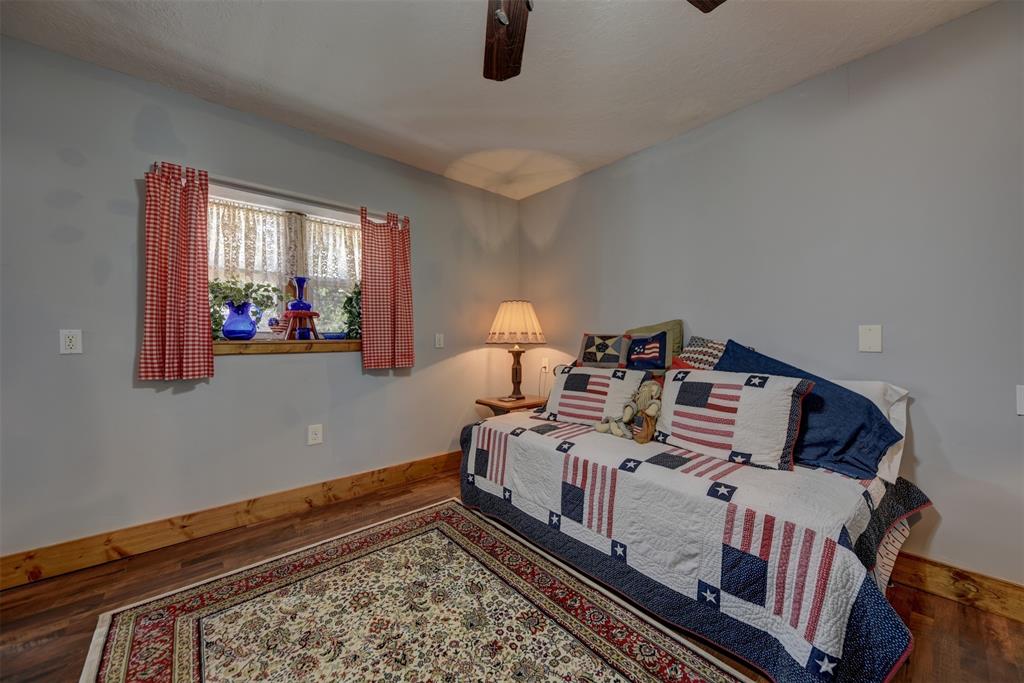 732 E Kuehn Street, Bellville, Texas image 32