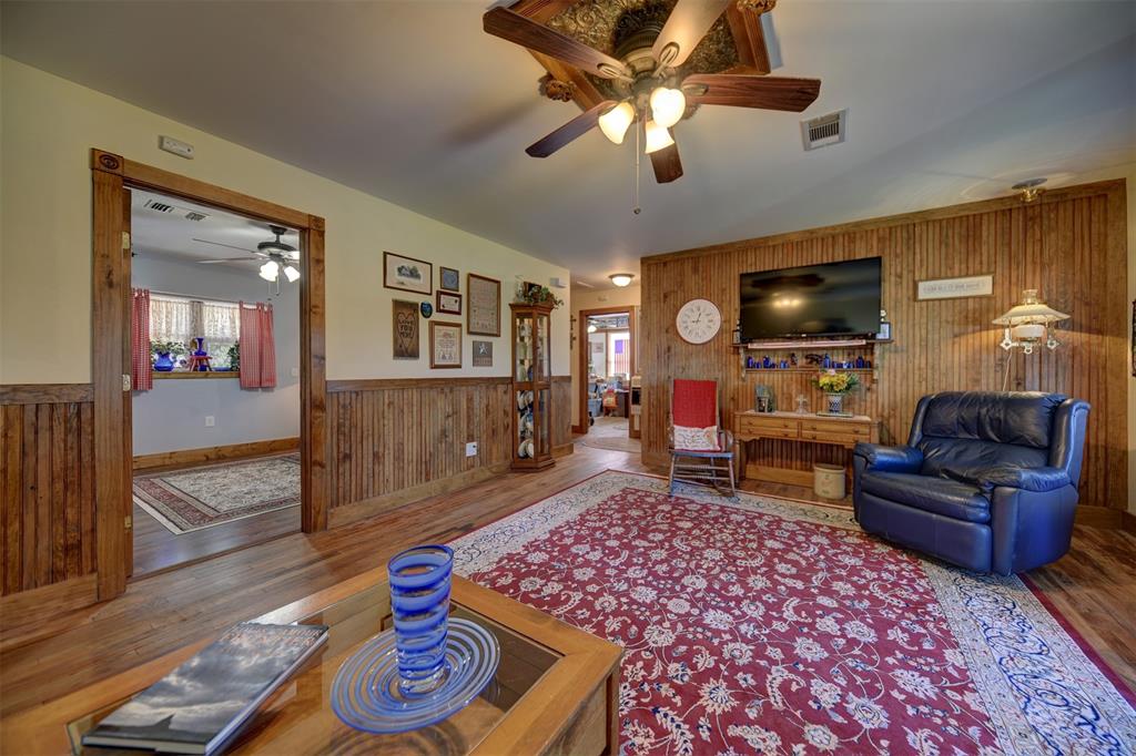 732 E Kuehn Street, Bellville, Texas image 21