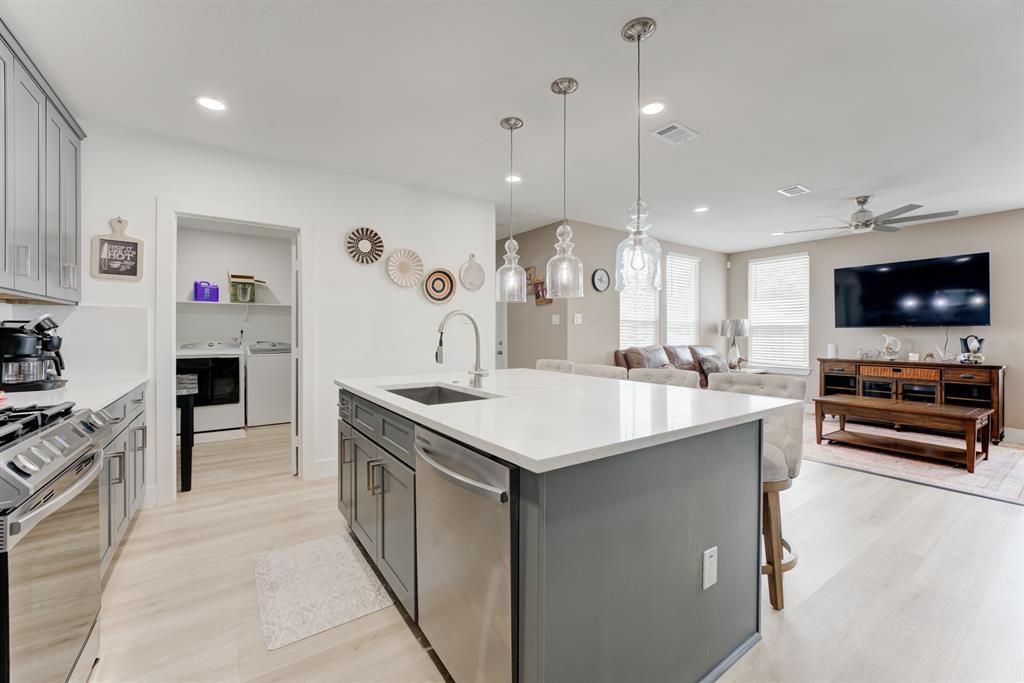 1527 40th Street, Galveston, Texas image 14