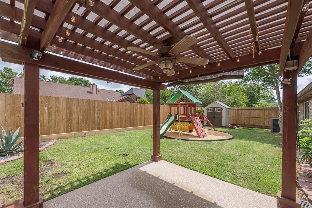 4731 Cavern Drive, Friendswood, Texas image 39