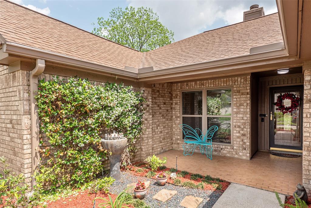 4731 Cavern Drive, Friendswood, Texas image 42