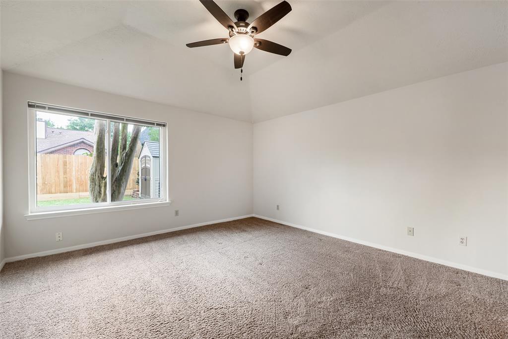 4731 Cavern Drive, Friendswood, Texas image 26
