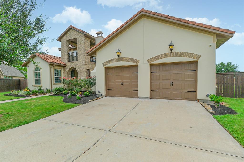 3722 Edison Lane