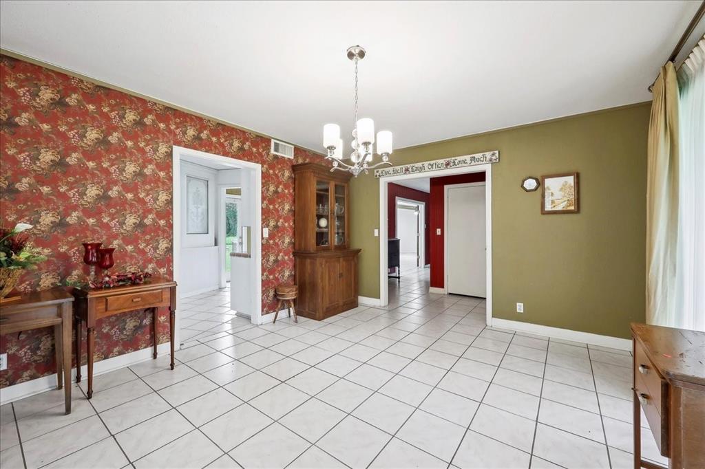 1903 W Sunset Drive, Orange, Texas image 11