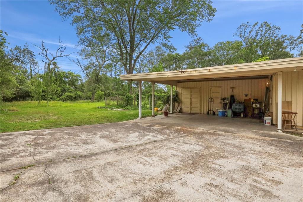 1903 W Sunset Drive, Orange, Texas image 27