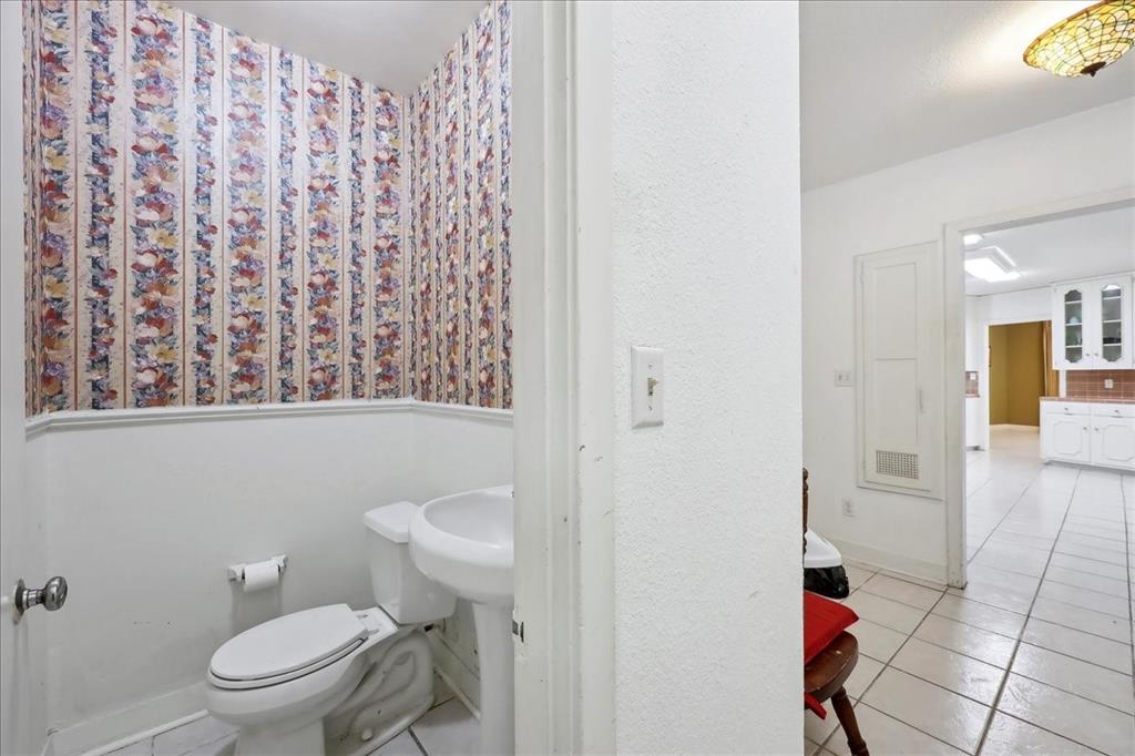 1903 W Sunset Drive, Orange, Texas image 25