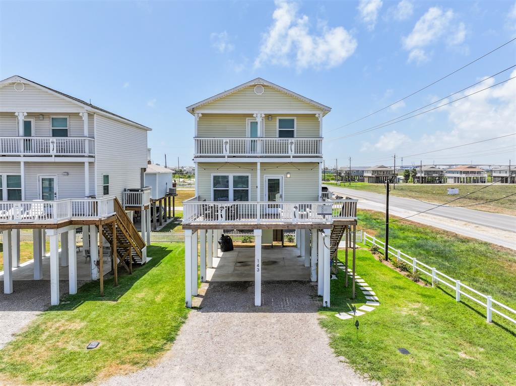 143 W Palm Street, Surfside Beach, Texas image 1