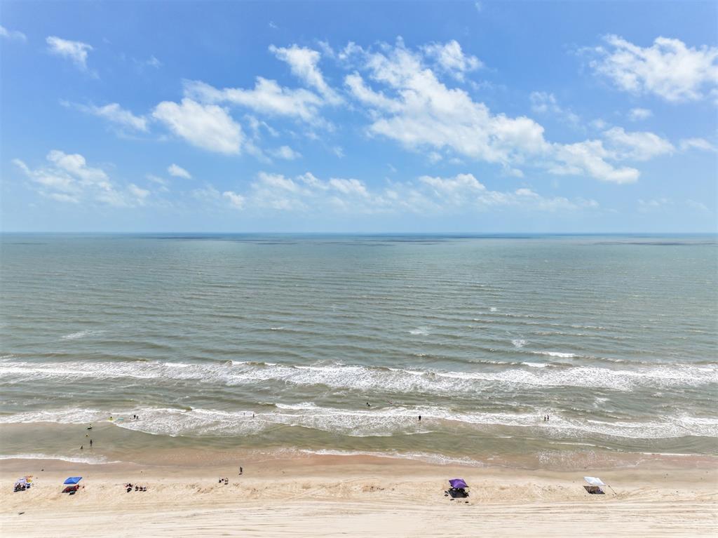 143 W Palm Street, Surfside Beach, Texas image 4